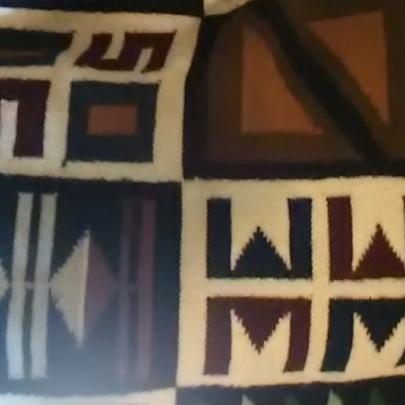 Meet your Posher, Lajohnia - Picture 1 of 1